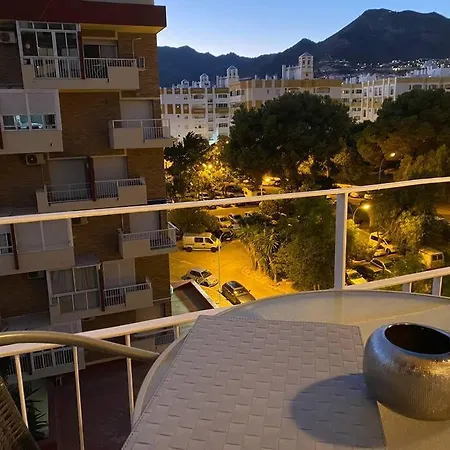 Style & Comfort In - Pool Available Seasonally Apartment Benalmadena