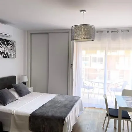 Apartment Style & Comfort In - Pool Available Seasonally Benalmadena