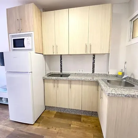 Apartment Style & Comfort In - Pool Available Seasonally