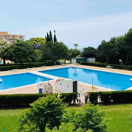 Style & Comfort In - Pool Available Seasonally Apartment *